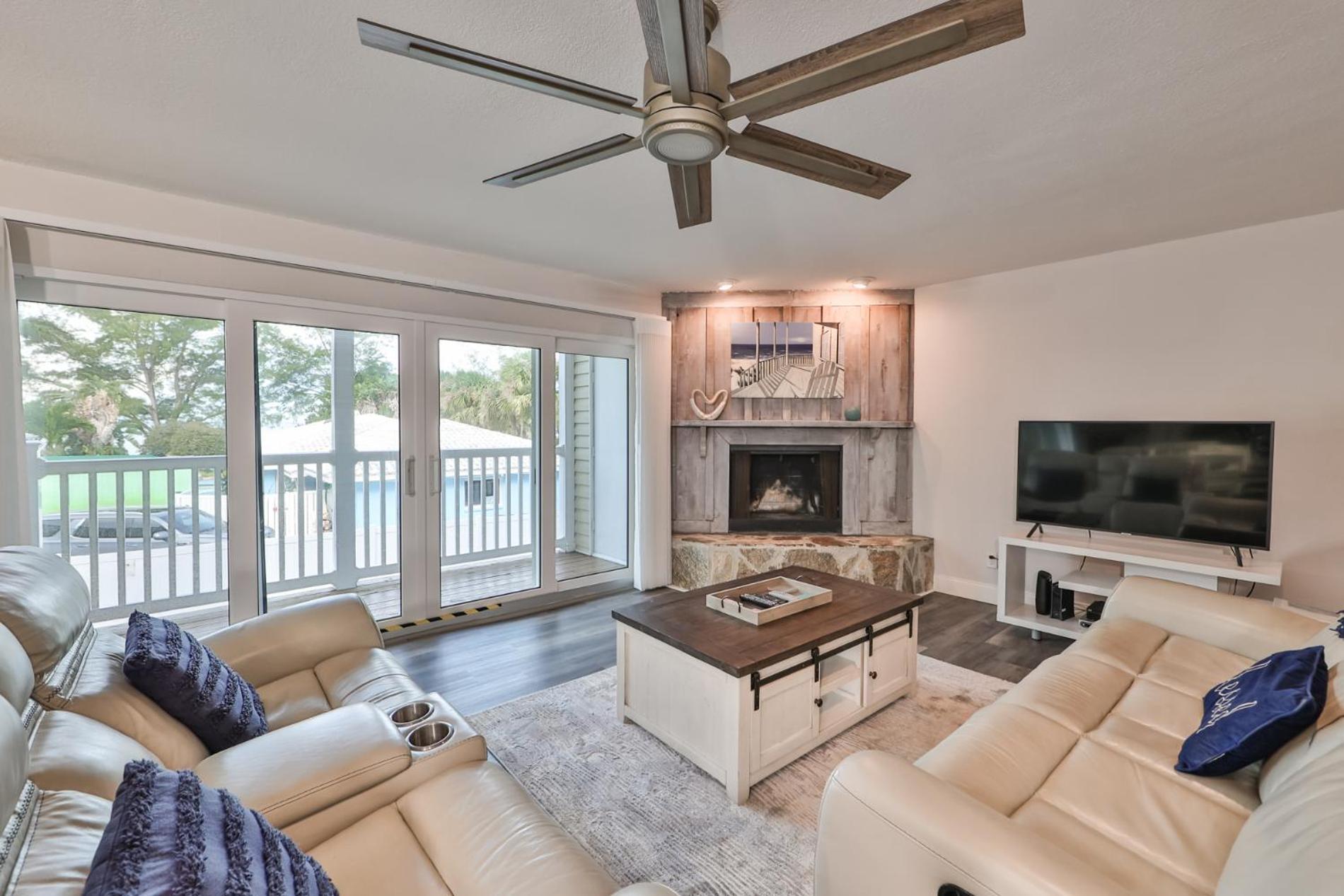 100 Steps To Beautiful Indian Rocks Beach, Oceanside, 2 Bedroom Updated Condo Clearwater Beach Exterior foto