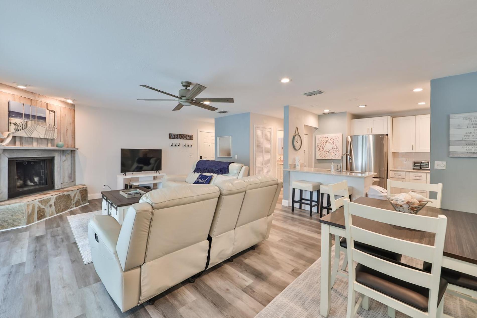 100 Steps To Beautiful Indian Rocks Beach, Oceanside, 2 Bedroom Updated Condo Clearwater Beach Exterior foto